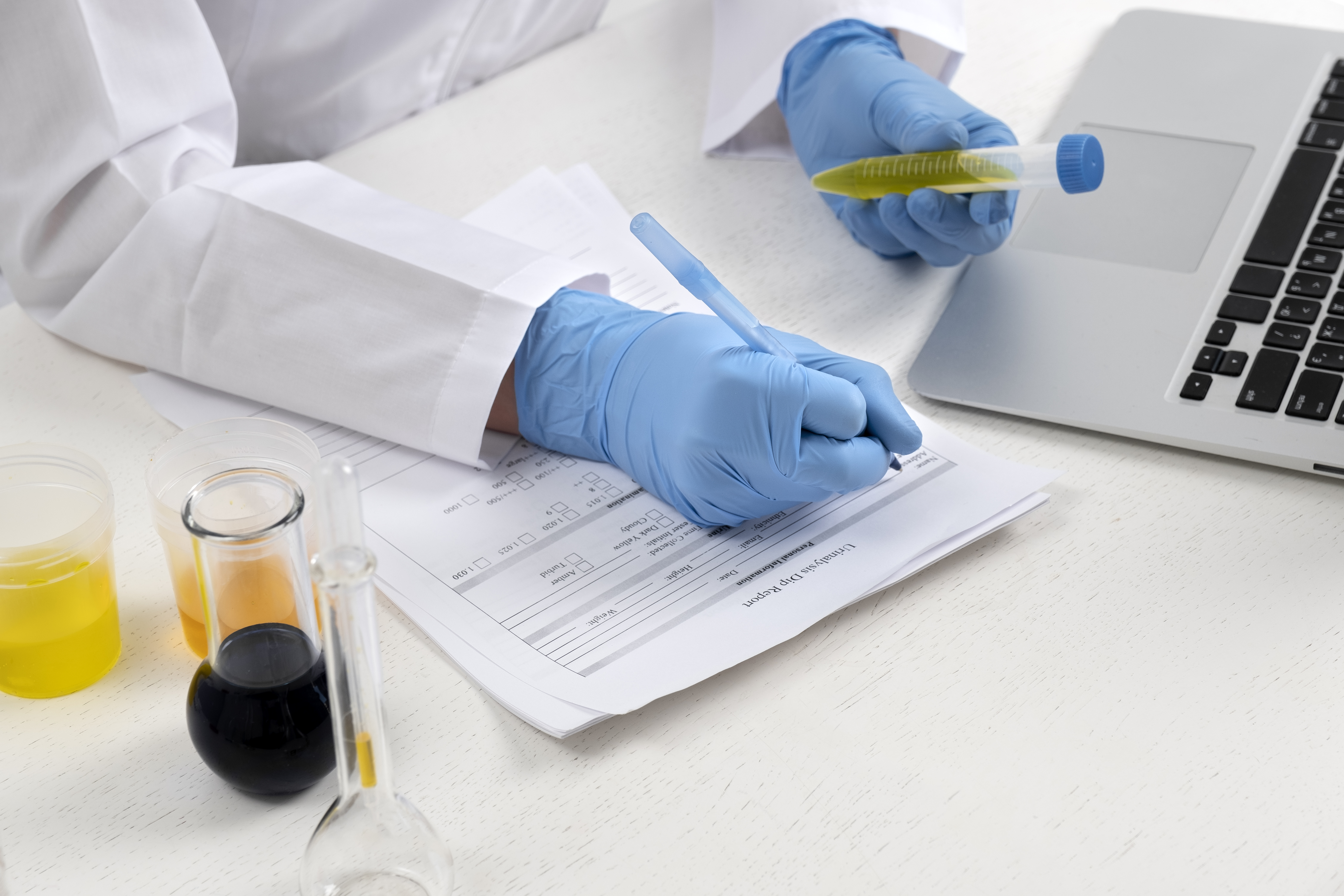 Quality and compliance oversight in regulated pharmaceutical logistics